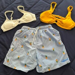 Swim shorts with two matching tops